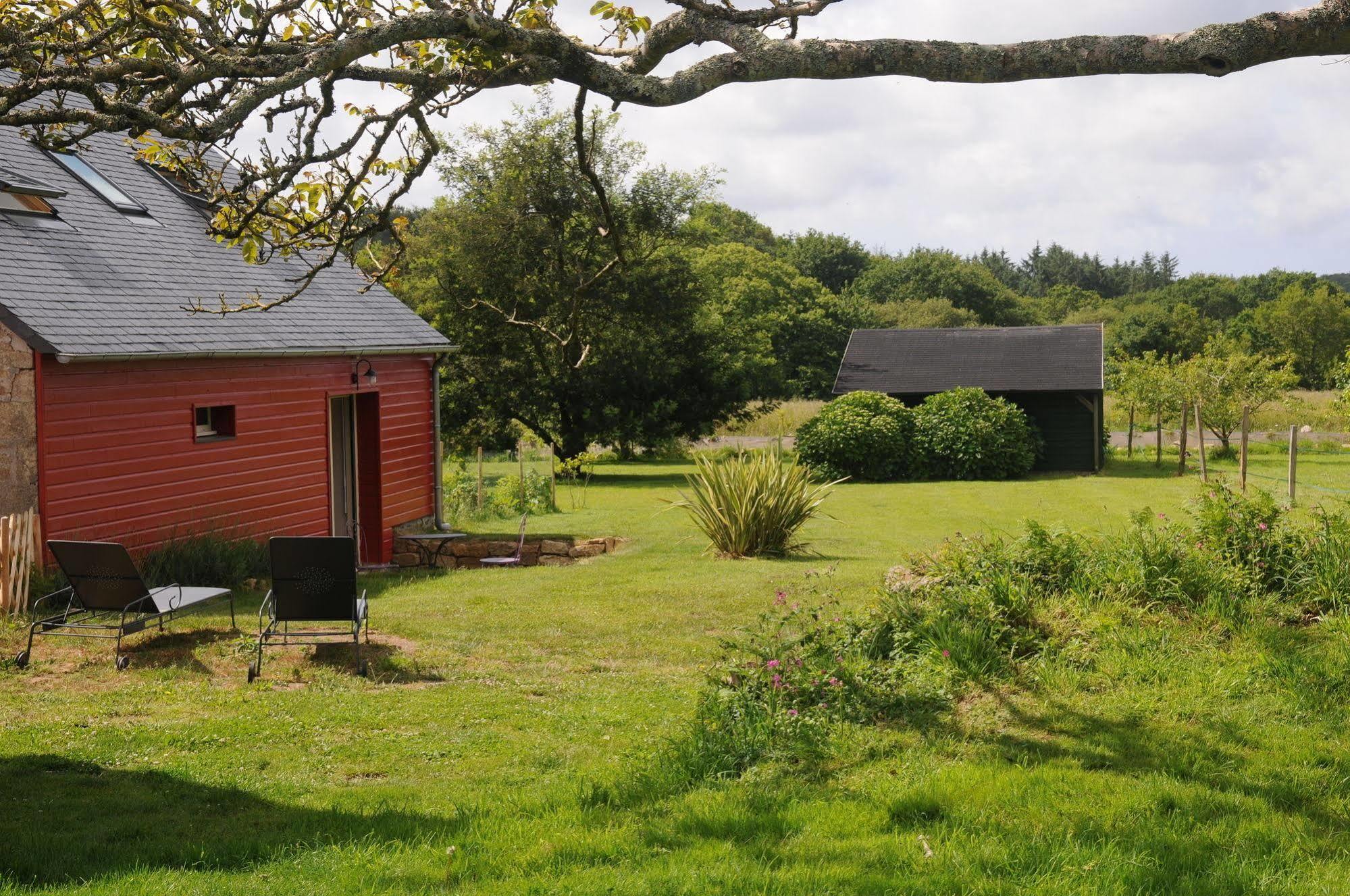 La Ferme De Kerraoul Bed & Breakfast Combrit Exterior photo